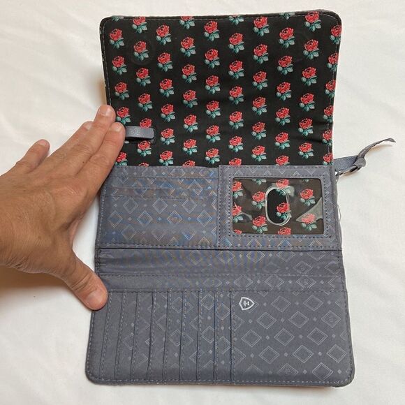 Vera Bradley RFID Wallet Crossbody Carbon Gray - Picture 4 of 8